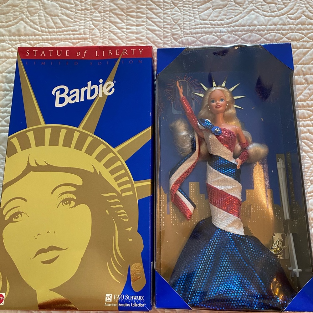 Barbie Collector Limited Edition Statue of Liberty